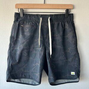 Vuori Banks Short 7" Black Camo Mens Size S Performance Stretch